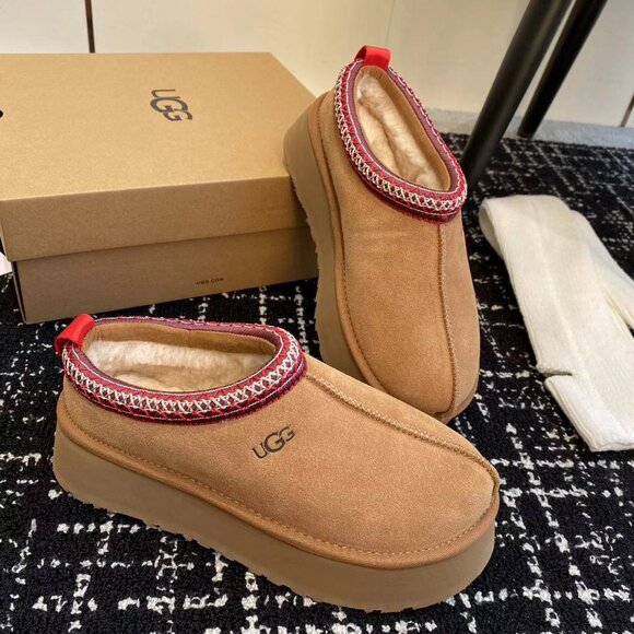 Ugg Tazz Tasman Platform Slippers - Picture 3 of 9